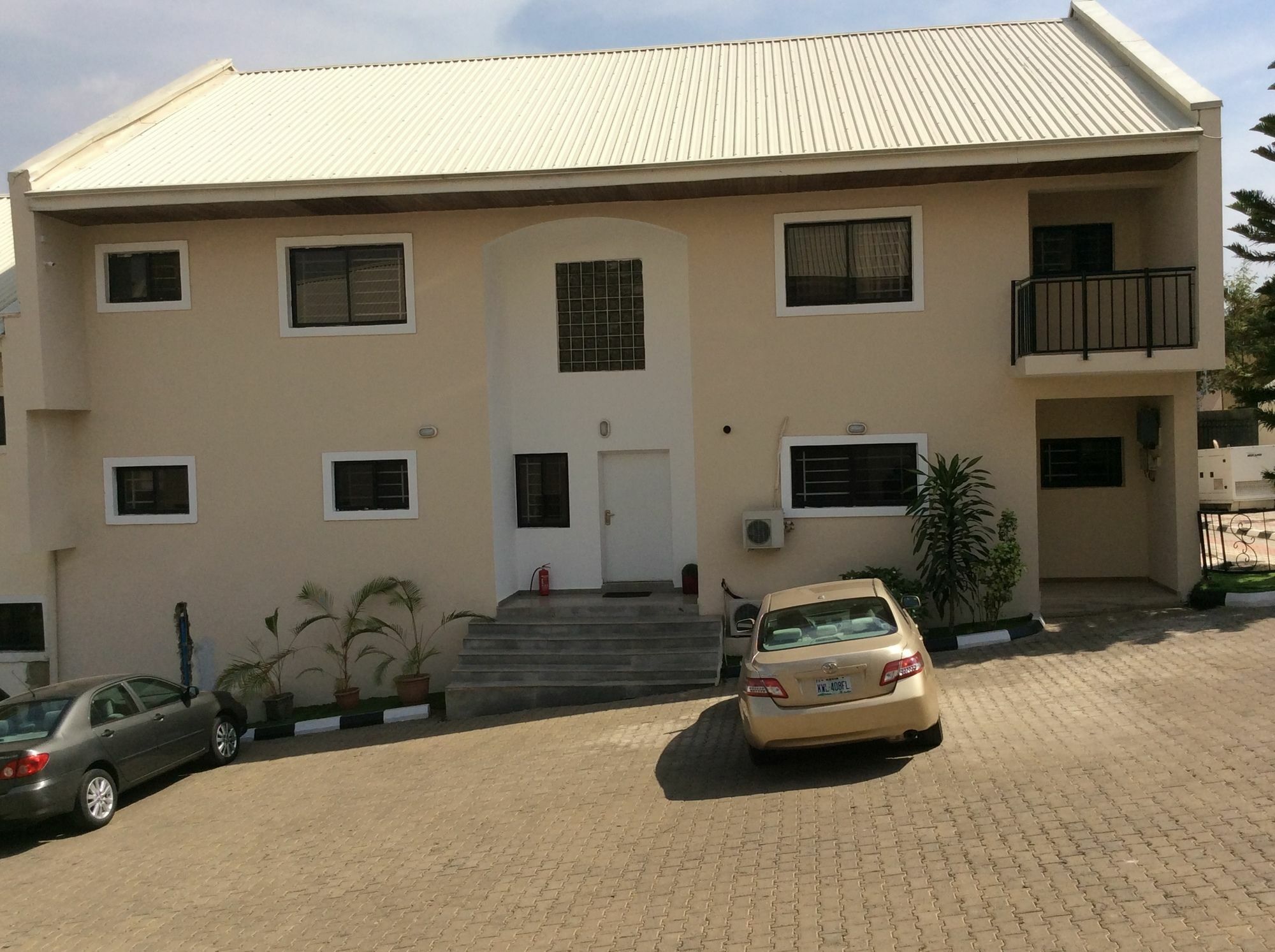 Champions Lodge And Logistic Asokoro Exterior photo