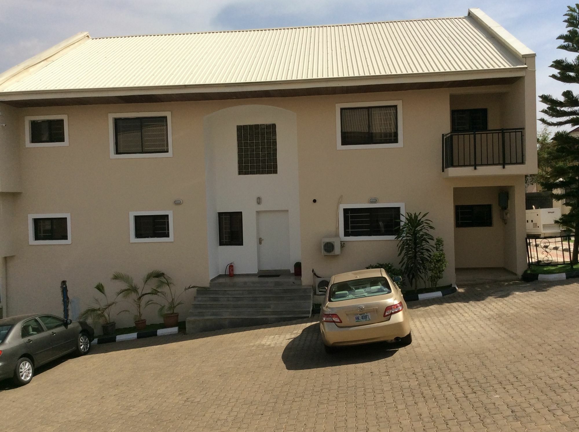 Champions Lodge And Logistic Asokoro Exterior photo